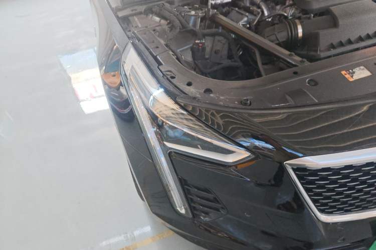 Used Cadillac CT6 2022 28T Luxury Edition Right Front Headlight
