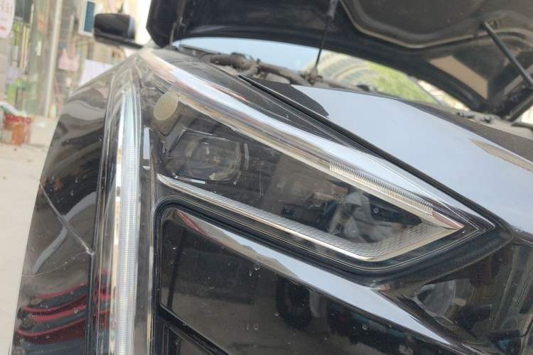 Used Cadillac CT6 2022 28T Luxury Edition Right Front Headlight