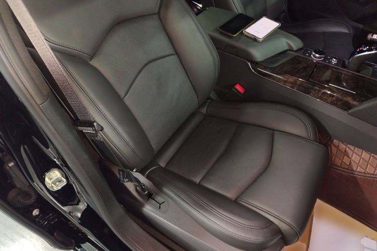 Used Cadillac CT6 2022 28T Luxury Edition Right Front Seat