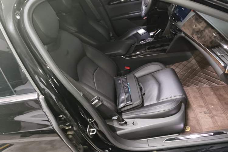 Used Cadillac CT6 2022 28T Luxury Edition Right Front Seat