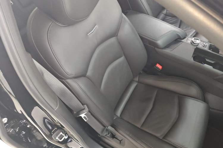 Used Cadillac CT6 2022 28T Fashion Edition Right Front Seat