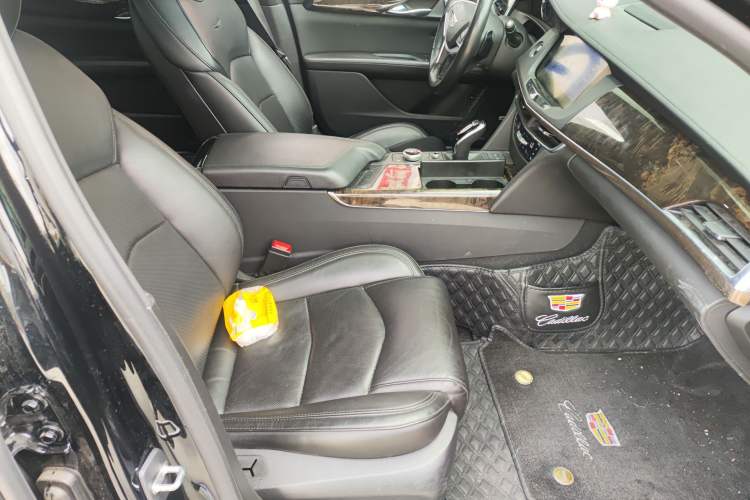 Used Cadillac CT6 2022 28T Luxury Edition Right Front Seat