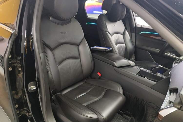Used Cadillac CT6 2022 28T Fashion Edition Right Front Seat