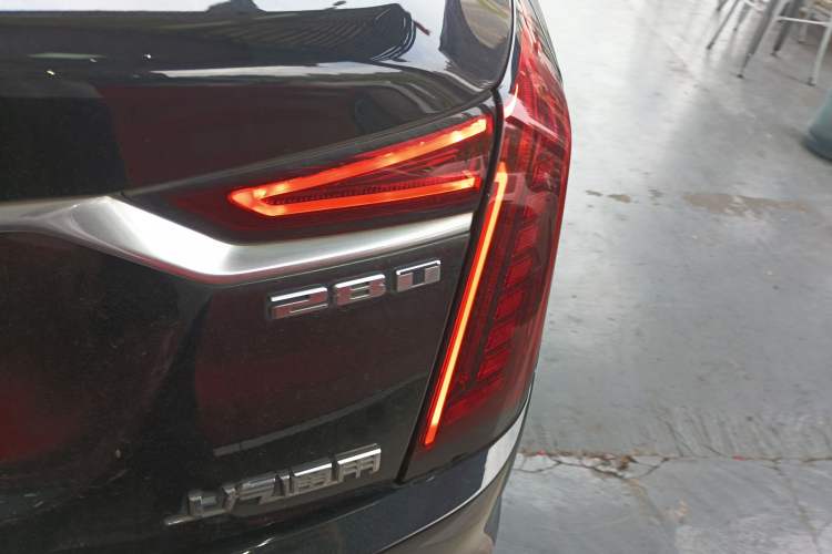 Used Cadillac CT6 2022 28T Fashion Edition Right Rear Taillight