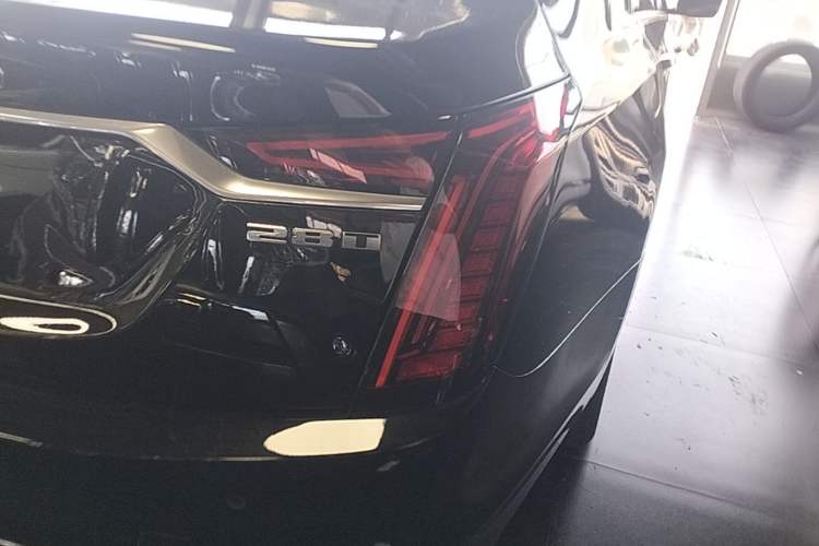 Used Cadillac CT6 2022 28T Luxury Edition Right Rear Taillight
