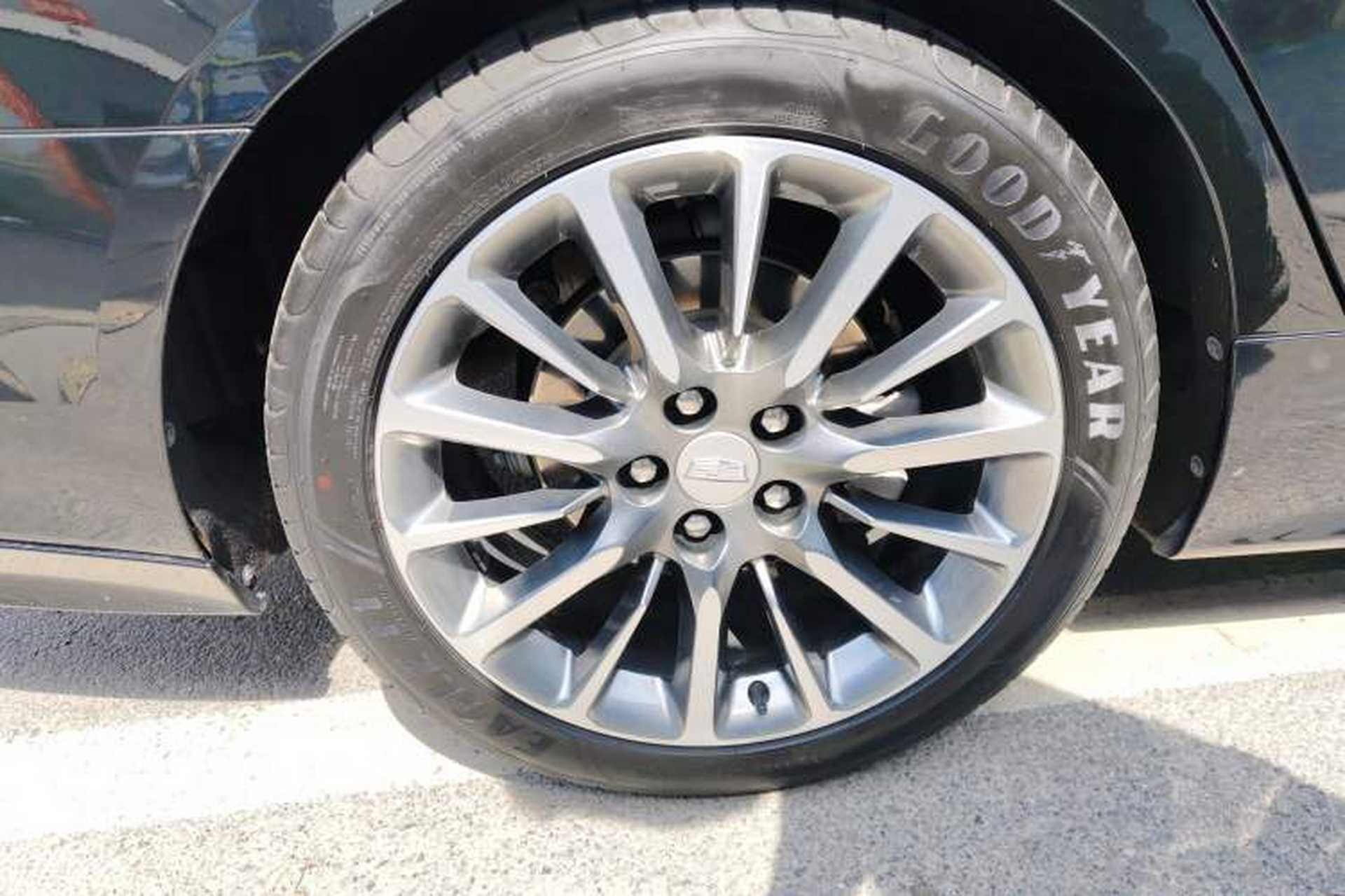 Used Cadillac CT6 2022 28T Prestige Edition Right Rear Wheel Hub