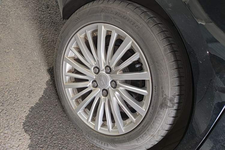 Used Cadillac CT6 2022 28T Luxury Edition Right Rear Wheel Hub