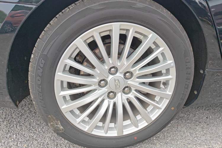 Used Cadillac CT6 2022 28T Luxury Edition Right Rear Wheel Hub