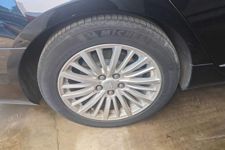 Used Cadillac CT6 2022 28T Luxury Edition Right Rear Wheel Hub