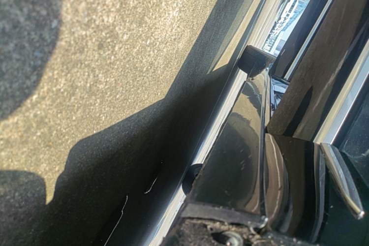 Used Cadillac CT6 2022 28T Luxury Edition Right Side Sill