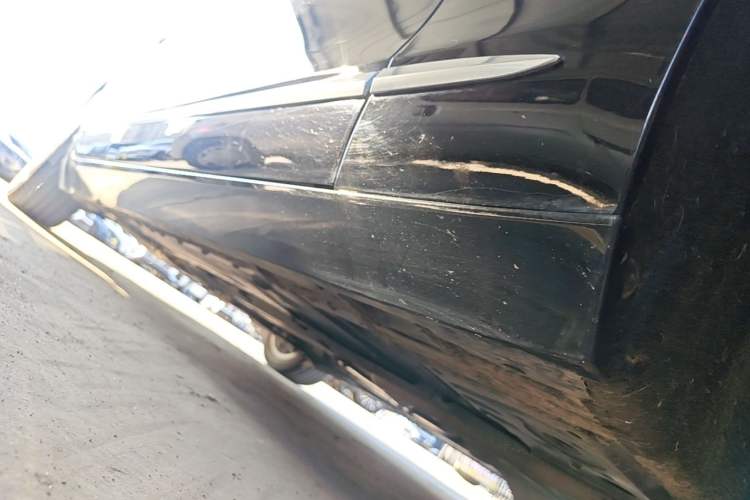 Used Cadillac CT6 2022 28T Fashion Edition Right Side Sill
