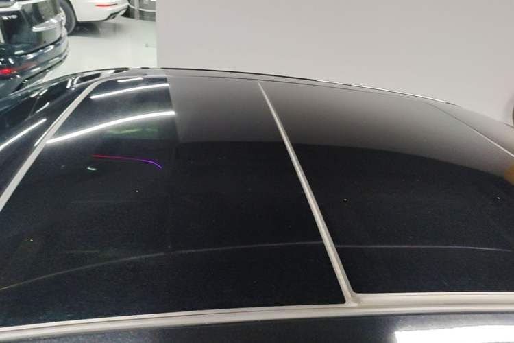 Used Cadillac CT6 2022 28T Fashion Edition Roof