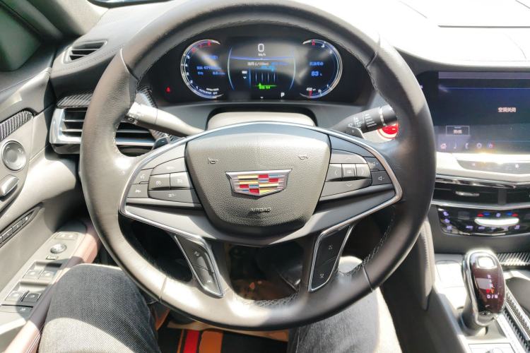Used Cadillac CT6 2022 28T Prestige Edition Steering Wheel