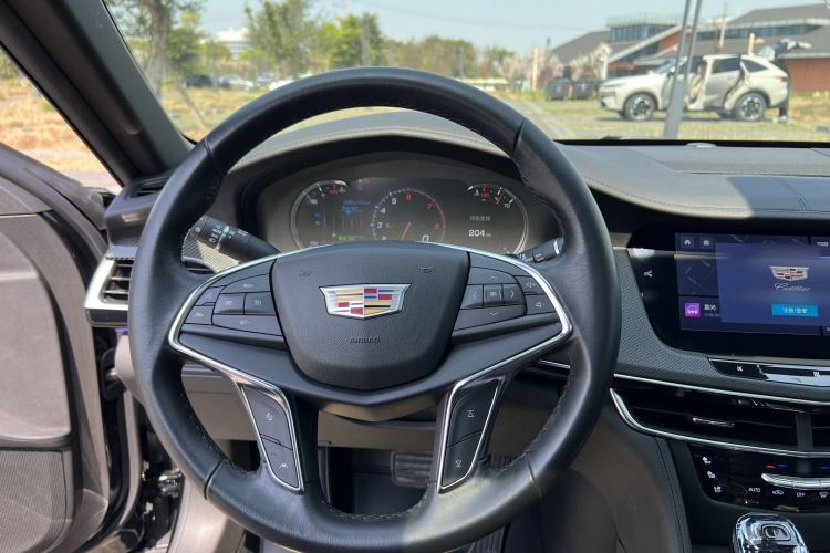 Used Cadillac CT6 2022 28T Prestige Edition Steering Wheel