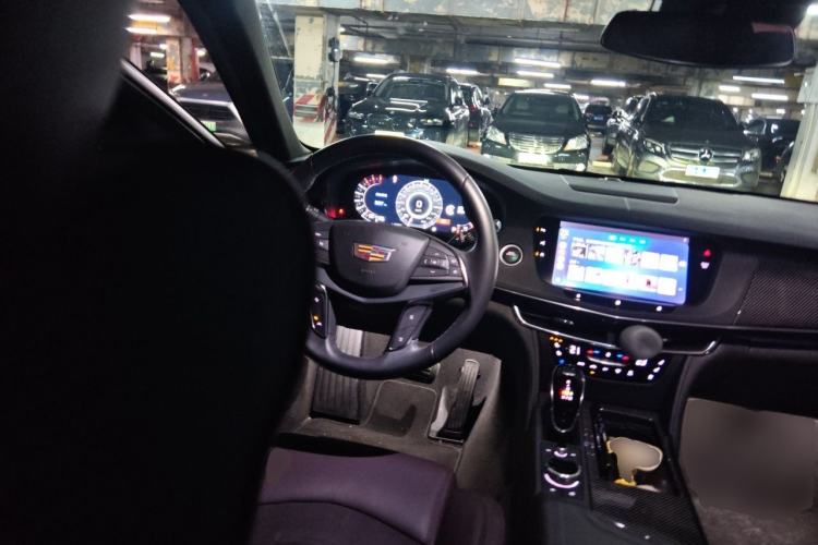 Used Cadillac CT6 2022 28T Prestige Edition Steering Wheel