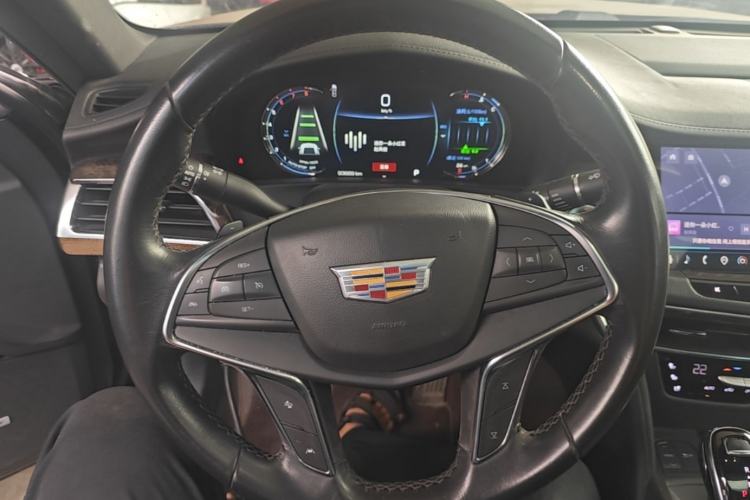 Used Cadillac CT6 2022 28T Luxury Edition Steering Wheel