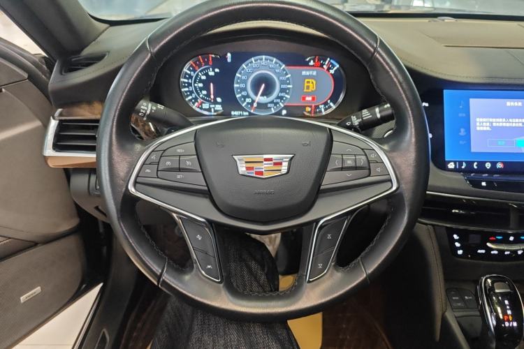 Used Cadillac CT6 2022 28T Luxury Edition Steering Wheel