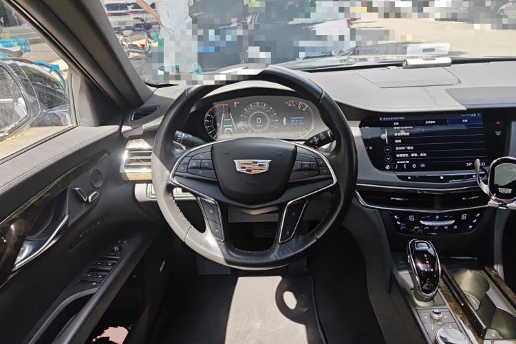 Used Cadillac CT6 2022 28T Luxury Edition Steering Wheel
