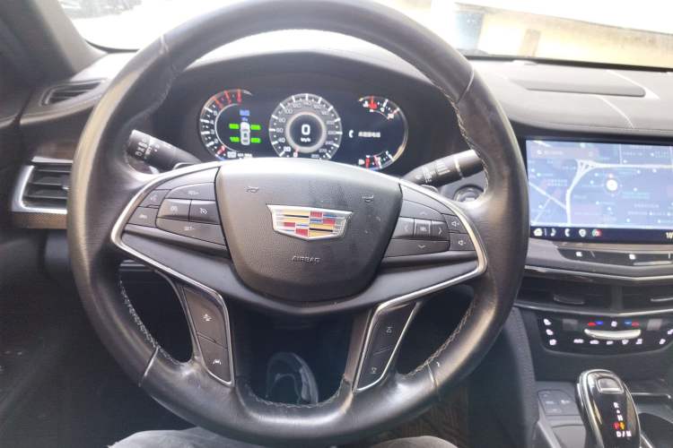 Used Cadillac CT6 2022 28T Luxury Edition Steering Wheel