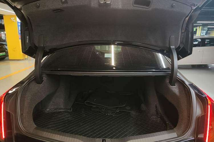 Used Cadillac CT6 2022 28T Prestige Edition Trunk