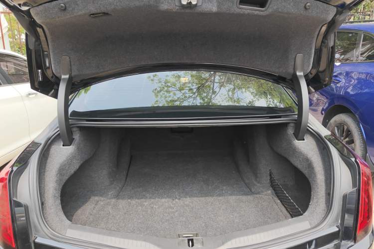 Used Cadillac CT6 2022 28T Fashion Edition Trunk