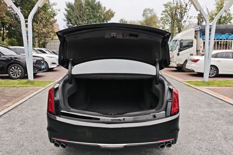 Used Cadillac CT6 2022 28T Luxury Edition Trunk