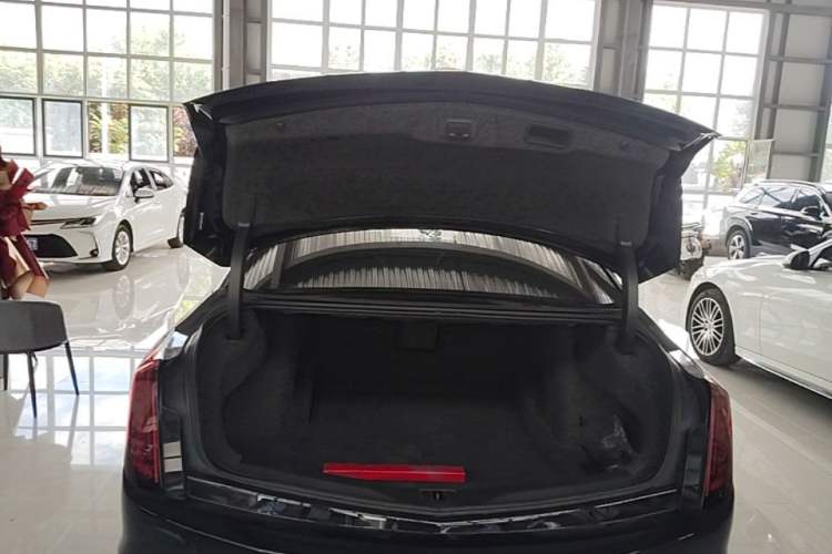 Used Cadillac CT6 2022 28T Fashion Edition Trunk