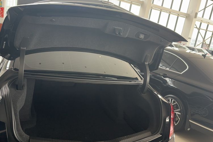 Used Cadillac CT6 2022 28T Luxury Edition Trunk