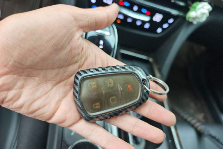 Used Cadillac CT6 2022 28T Luxury Edition Vehicle Key