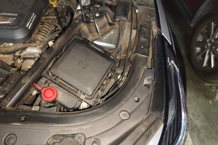 Used Cadillac CT6 2022 28T Fashion Edition Engine Bay Left