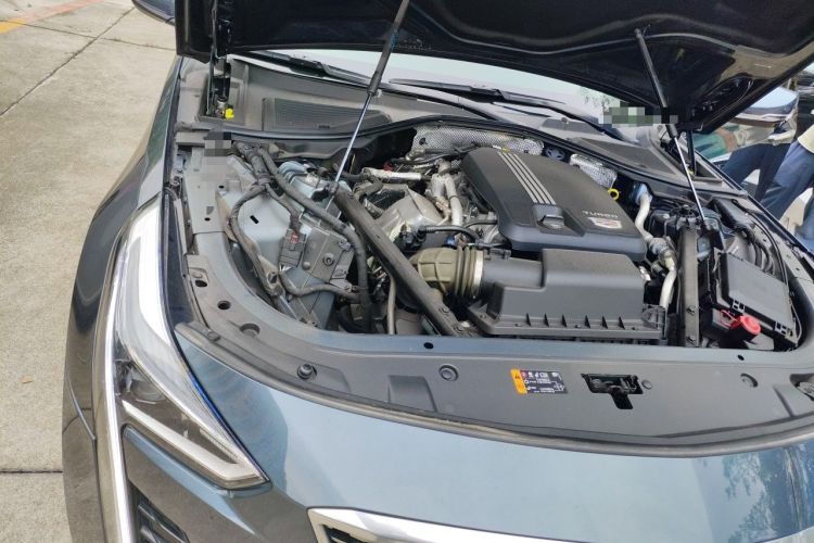 Used Cadillac CT6 2022 28T Luxury Edition Engine Bay Right