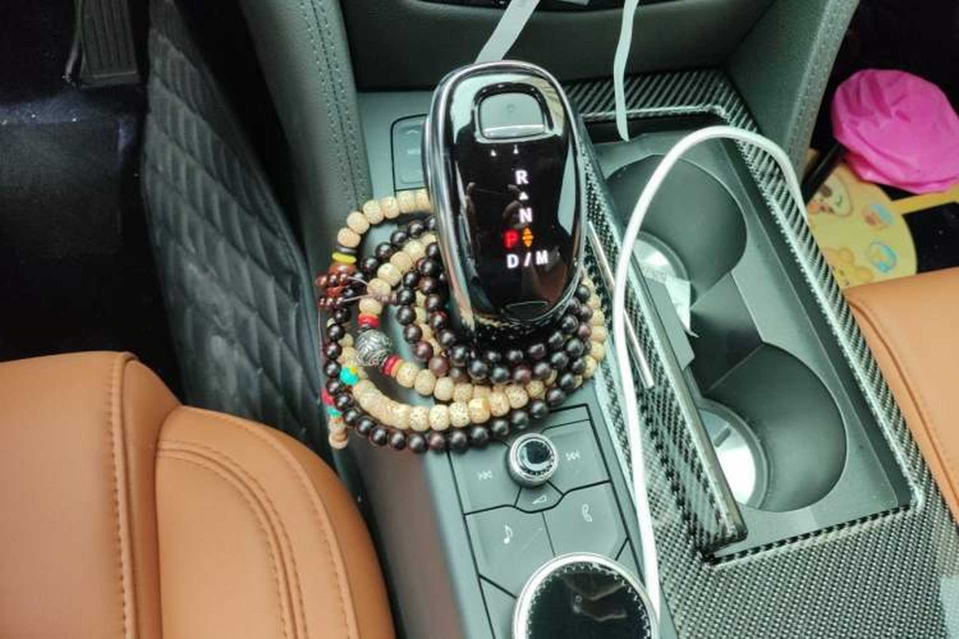 Used Cadillac CT6 2022 28T Luxury Edition Gear Lever
