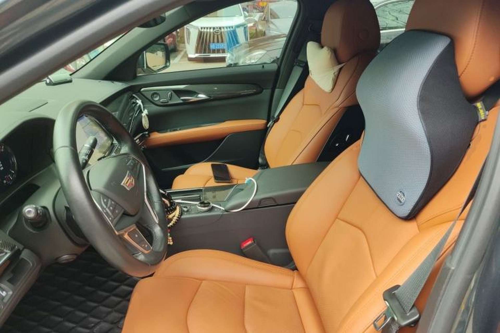 Used Cadillac CT6 2022 28T Luxury Edition Left Front Seat