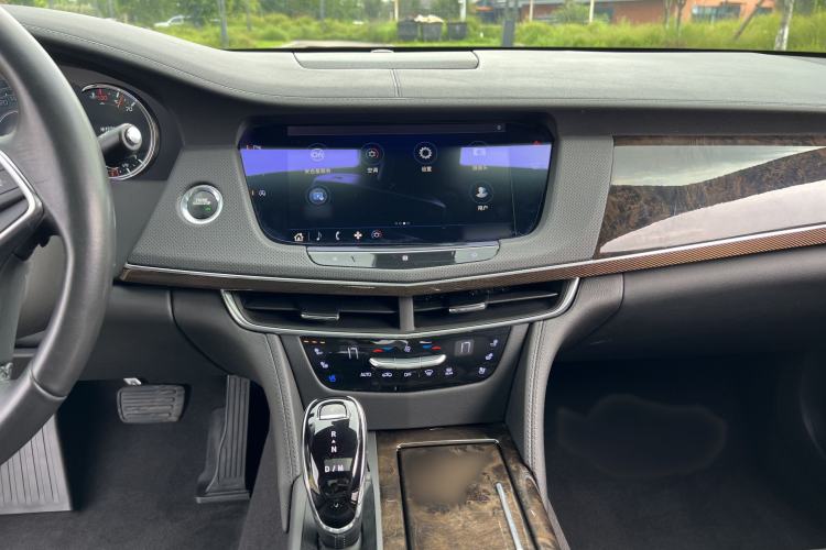 Used Cadillac CT6 2022 28T Luxury Edition Audio And AC Panel