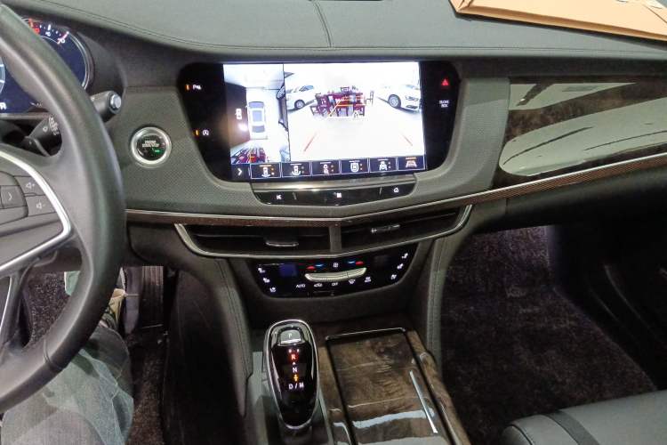 Used Cadillac CT6 2022 28T Luxury Edition Audio And AC Panel