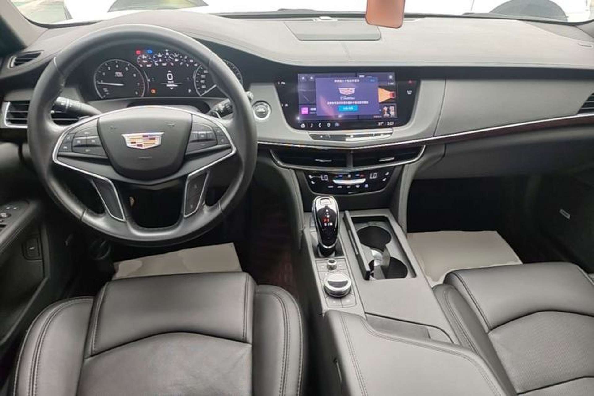 Used Cadillac CT6 2022 28T Fashion Edition Center Console
