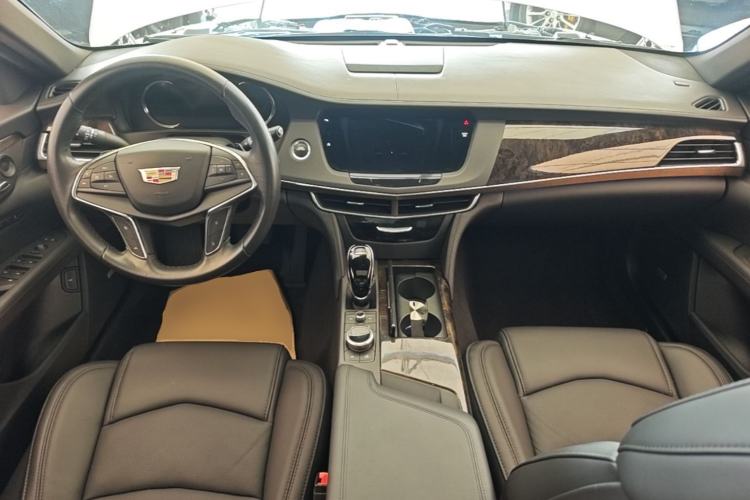 Used Cadillac CT6 2022 28T Luxury Edition Center Console
