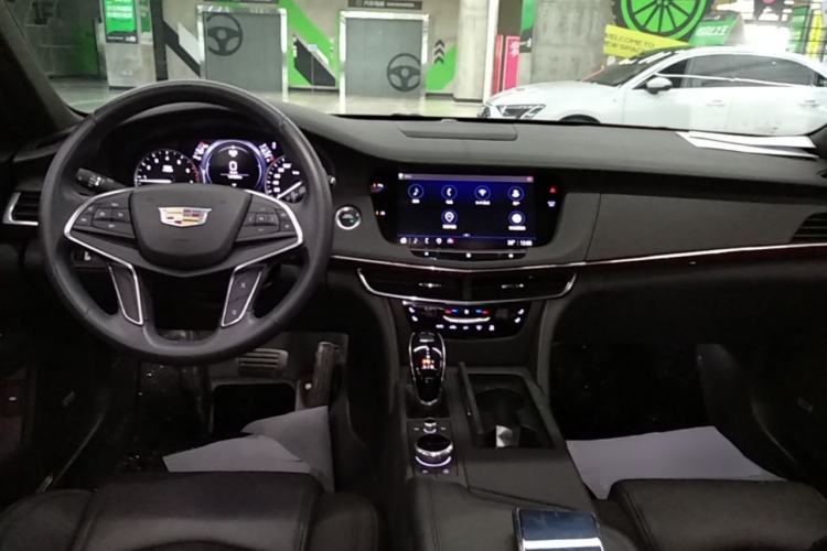 Used Cadillac CT6 2022 28T Fashion Edition Center Console