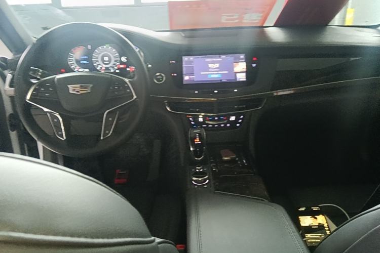 Used Cadillac CT6 2022 28T Luxury Edition Center Console