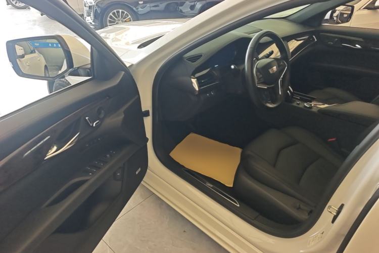 Used Cadillac CT6 2022 28T Luxury Edition Driver Seat