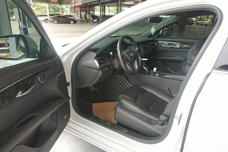 Used Cadillac CT6 2022 28T Luxury Edition Driver Seat