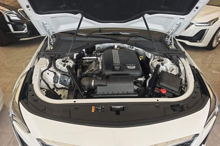 Used Cadillac CT6 2022 28T Luxury Edition Engine Bay