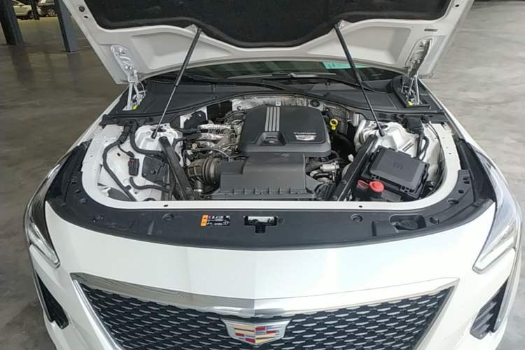 Used Cadillac CT6 2022 28T Luxury Edition Engine Bay