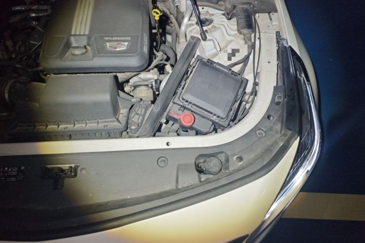 Used Cadillac CT6 2022 28T Luxury Edition Engine Bay Left