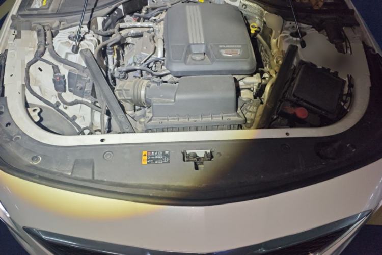 Used Cadillac CT6 2022 28T Luxury Edition Engine Bay