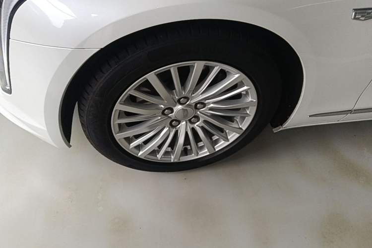 Used Cadillac CT6 2022 28T Luxury Edition Exterior 4