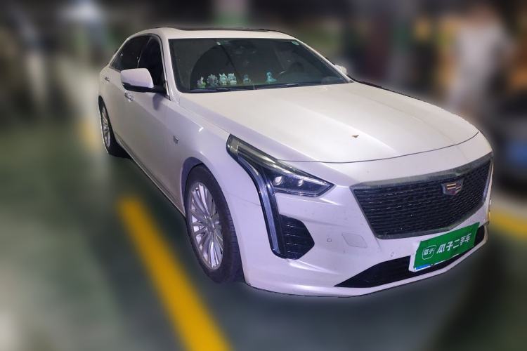 Used Cadillac CT6 2022 28T Luxury Edition Front Right 45 Deg