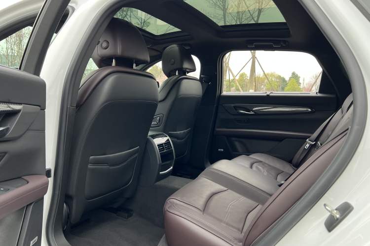 Used Cadillac CT6 2022 28T Prestige Edition Interior 3