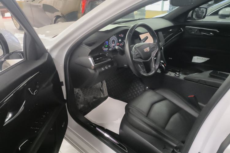 Used Cadillac CT6 2022 28T Luxury Edition Interior 3