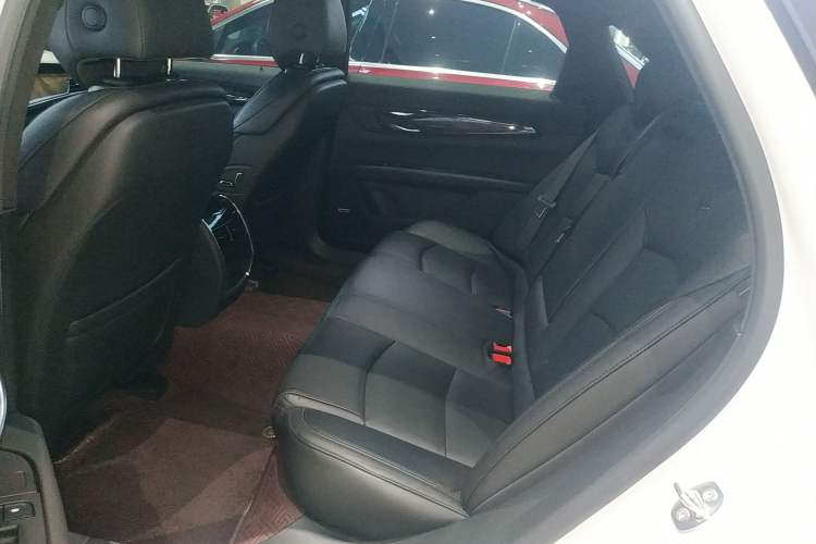 Used Cadillac CT6 2022 28T Luxury Edition Interior 4
